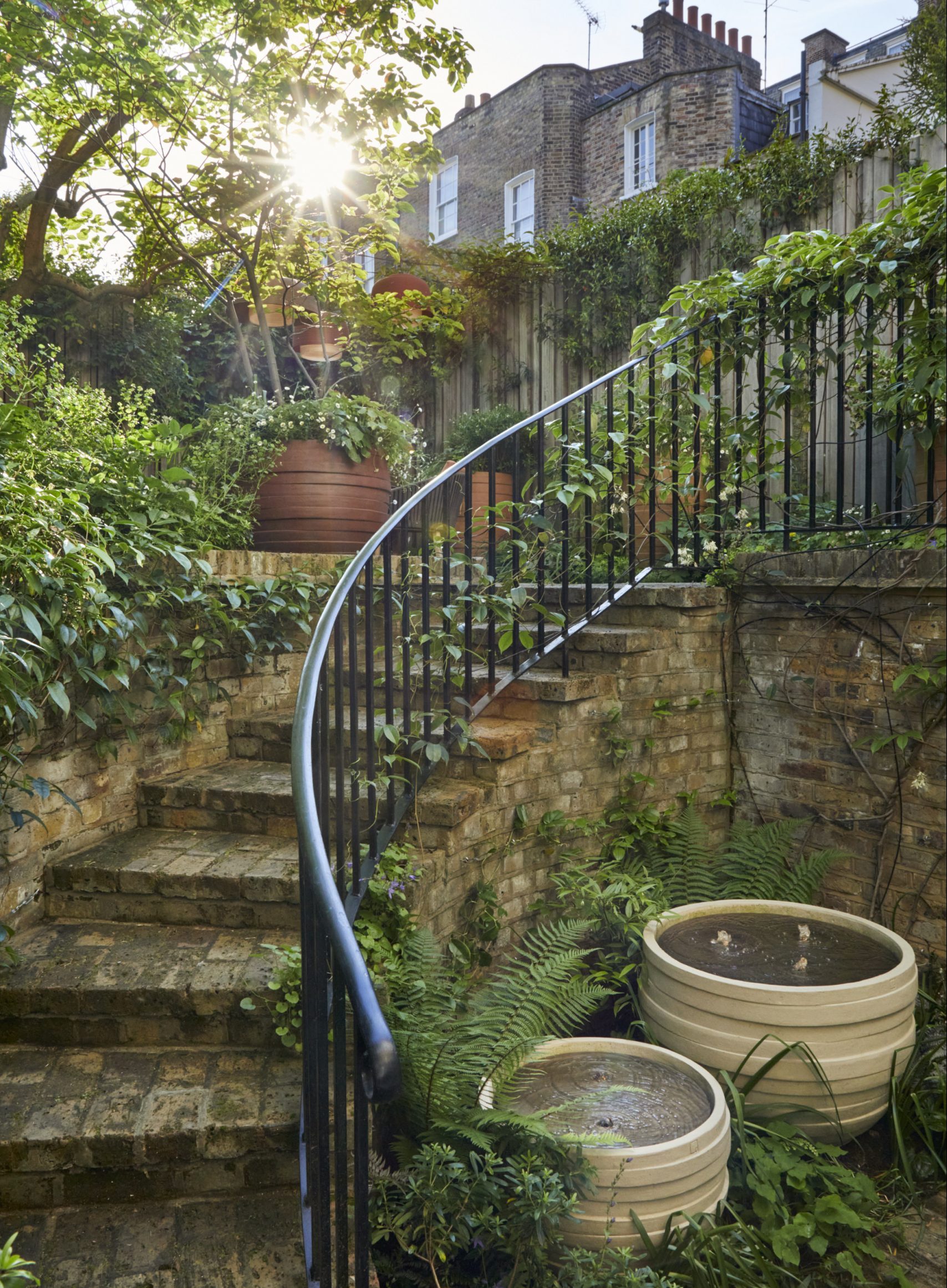 Alexander_Sq_overviews_0012